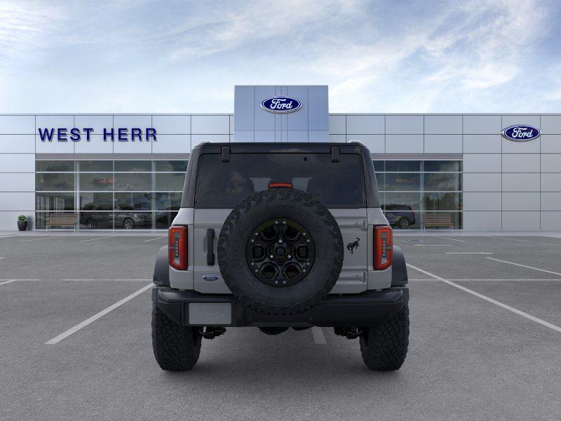 New 2026 Avalanche Gray Ford Badlands image 5