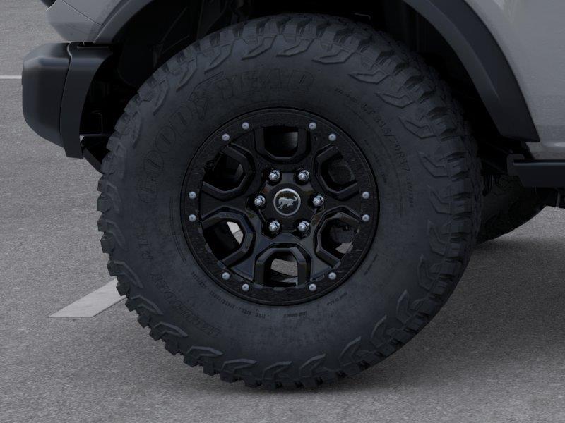 New 2026 Avalanche Gray Ford Badlands image 21