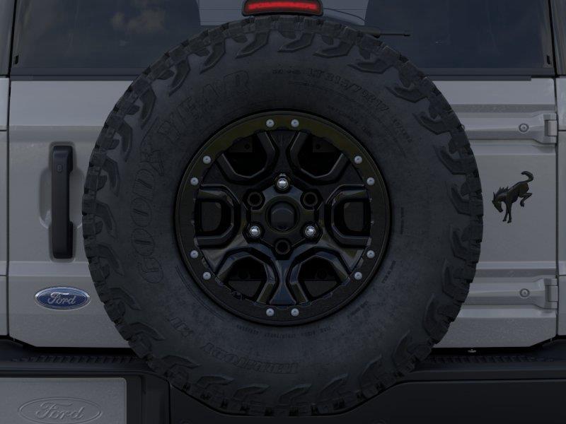 New 2026 Avalanche Gray Ford Badlands image 24