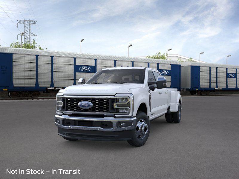 New 2026 Star White Metallic Tri-Coat Ford Lariat image 2