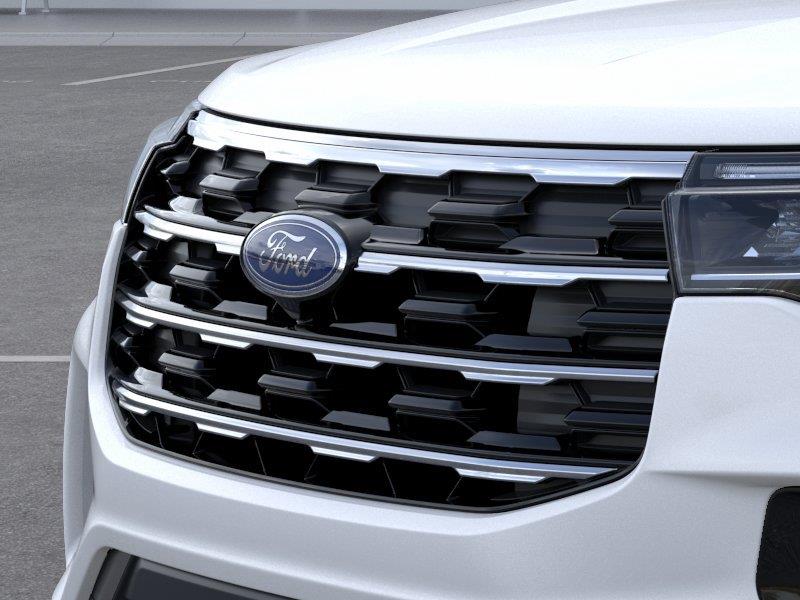New 2026 Star White Metallic Tri-Coat Ford Active image 17