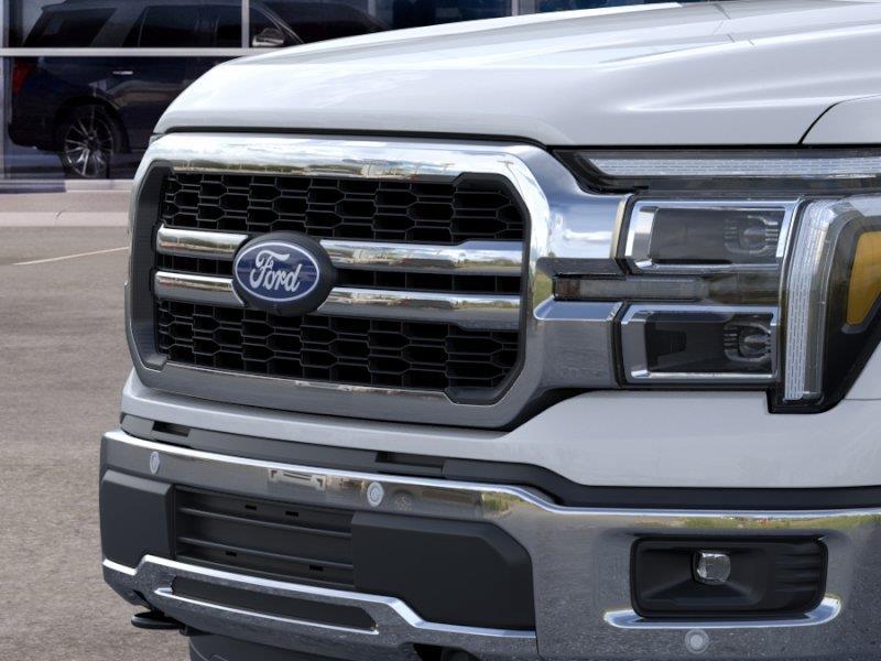New 2026 Oxford White Ford LARIAT image 17