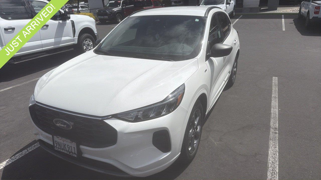  2024 Ford Escape ST-Line FWD   