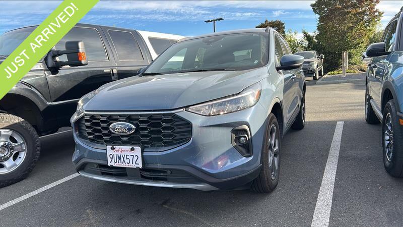 Vapor Blue 2025 Ford Escape SUV / Crossover All-Wheel Drive 8-Speed Automatic