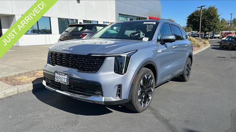 Everlasting Silver 2025 Kia Sorento SUV / Crossover Front-Wheel Drive Automatic