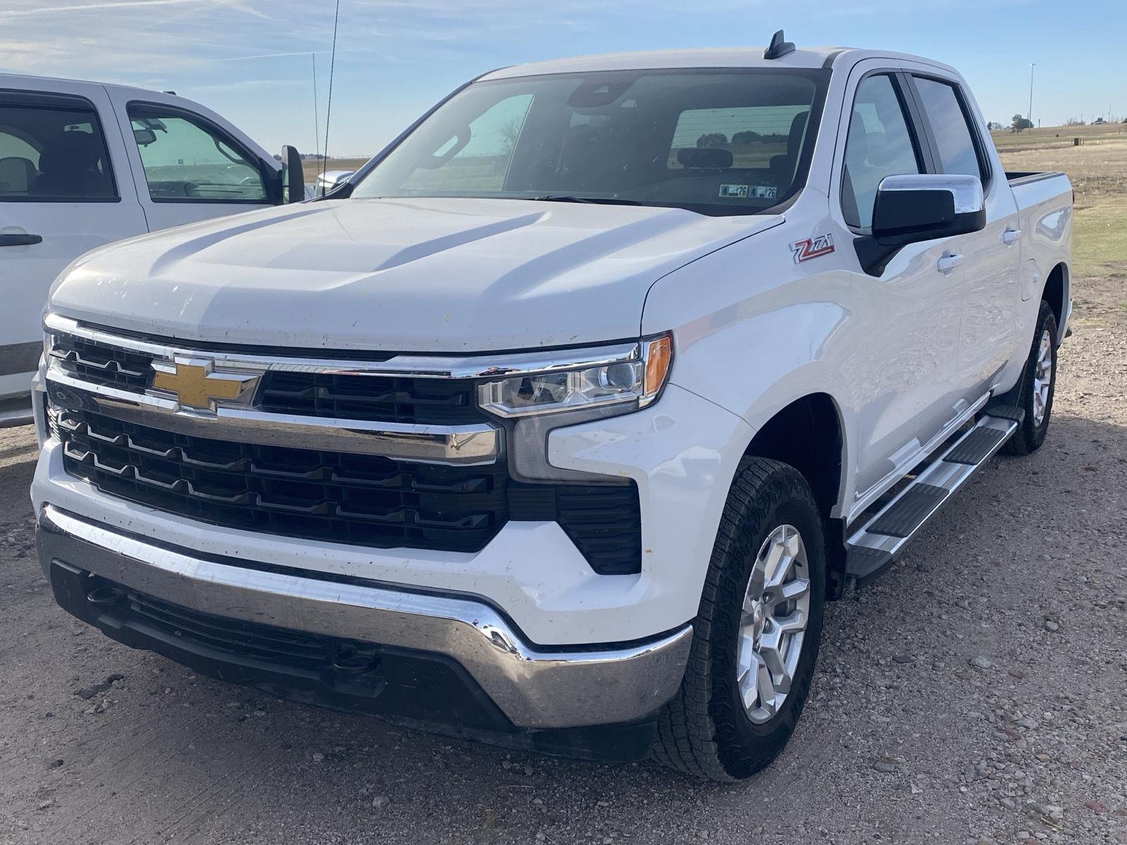 2025 Chevrolet Silverado 1500 LT Crew Cab 4WD