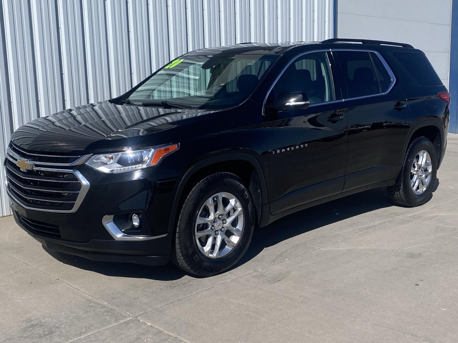 Mosaic Black Metallic 2020 Chevrolet Traverse LT Cloth FWD SUV / Crossover Front-Wheel Drive 9-Speed Automatic