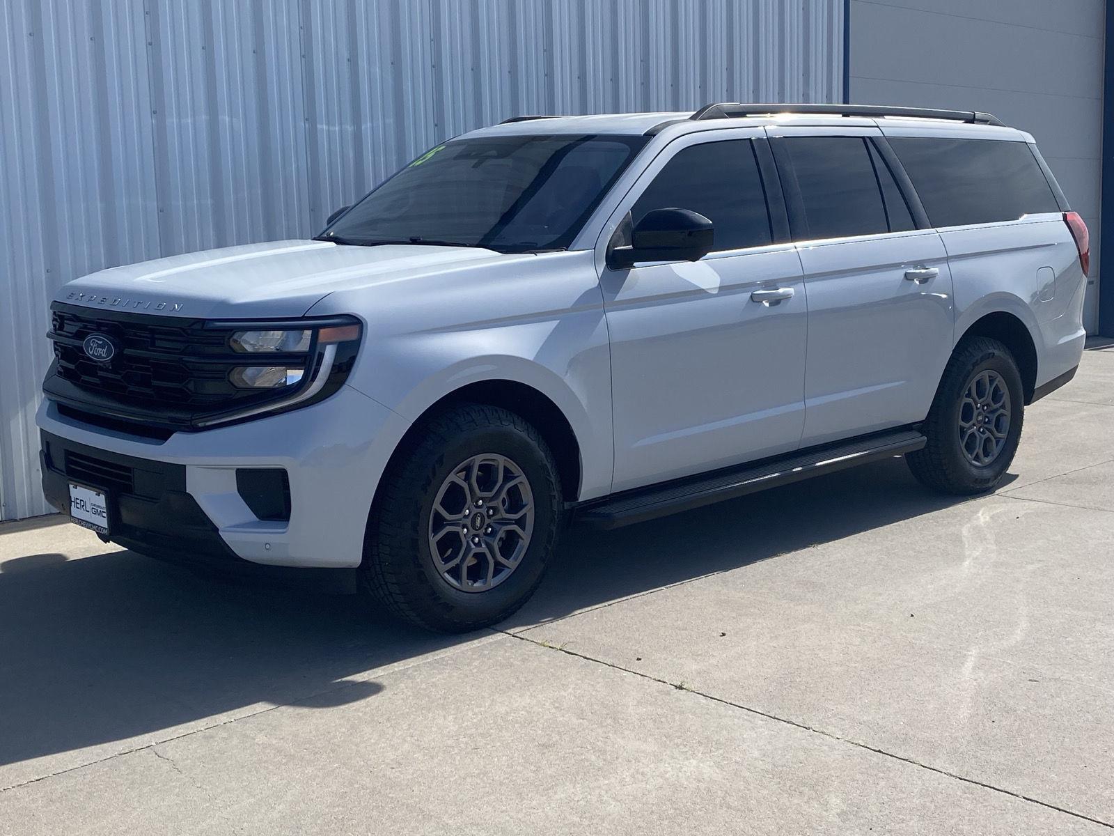 2025 Ford Expedition MAX Active 4WD