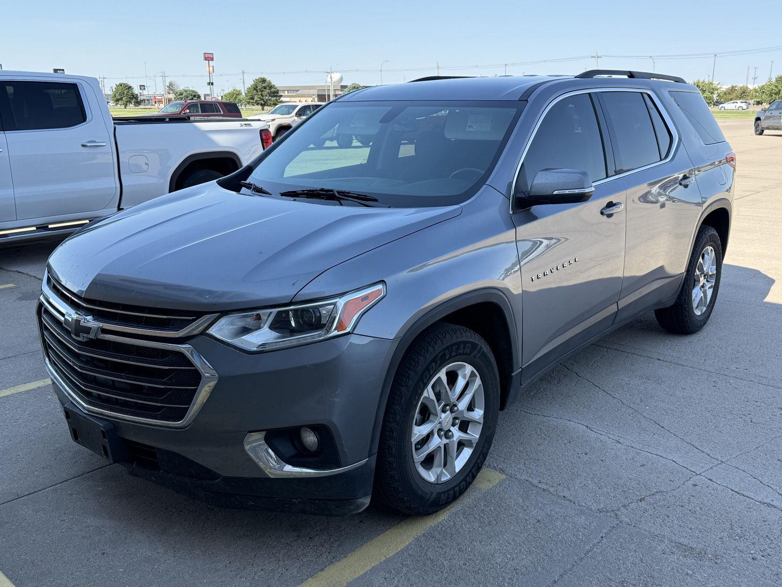 2021 Chevrolet Traverse LT Cloth FWD