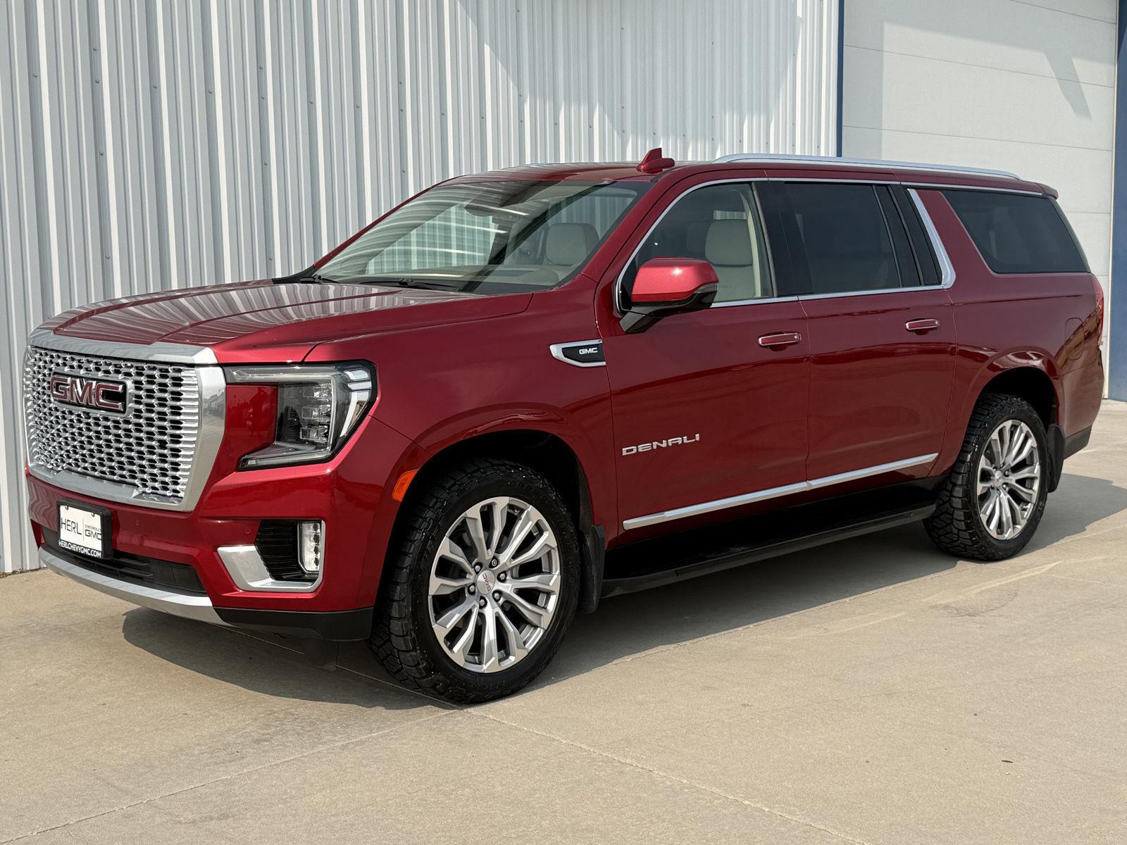 Volcanic Red Tintcoat 2023 GMC Yukon XL SUV / Crossover Four-Wheel Drive Automatic
