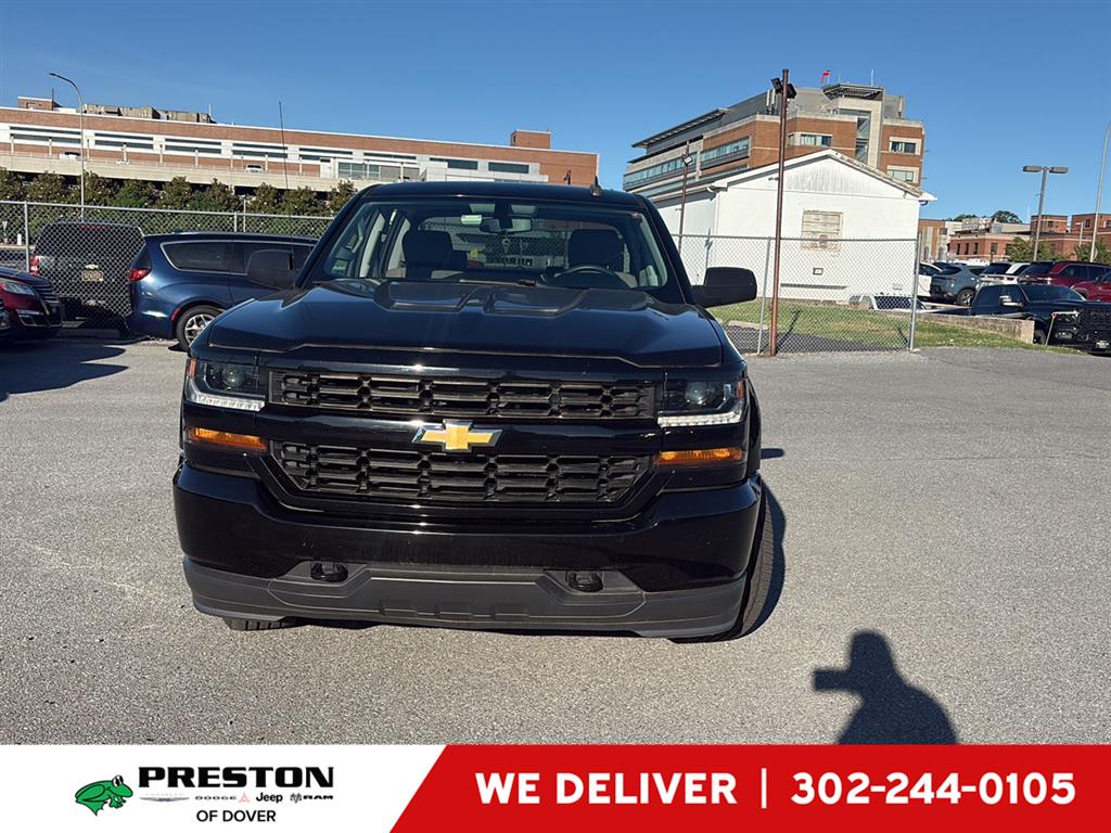  2018 Chevrolet Silverado 1500 Custom Crew Cab 4WD   
