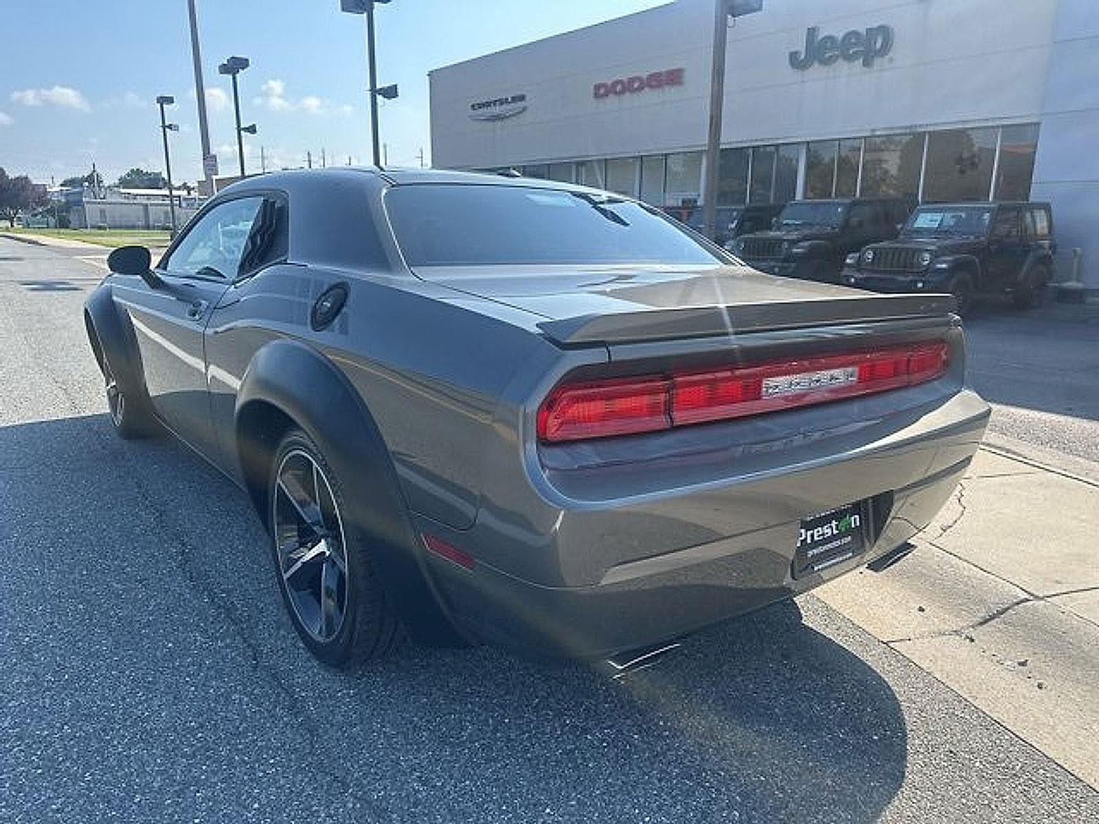 Image of 2010 Dodge Challenger