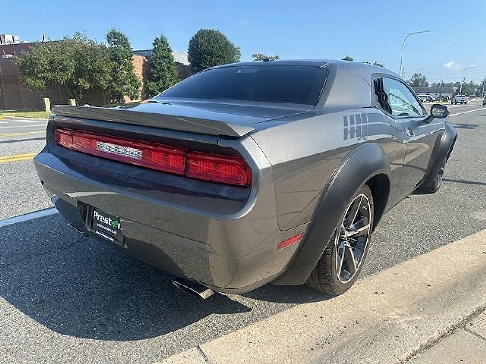 Image of 2010 Dodge Challenger