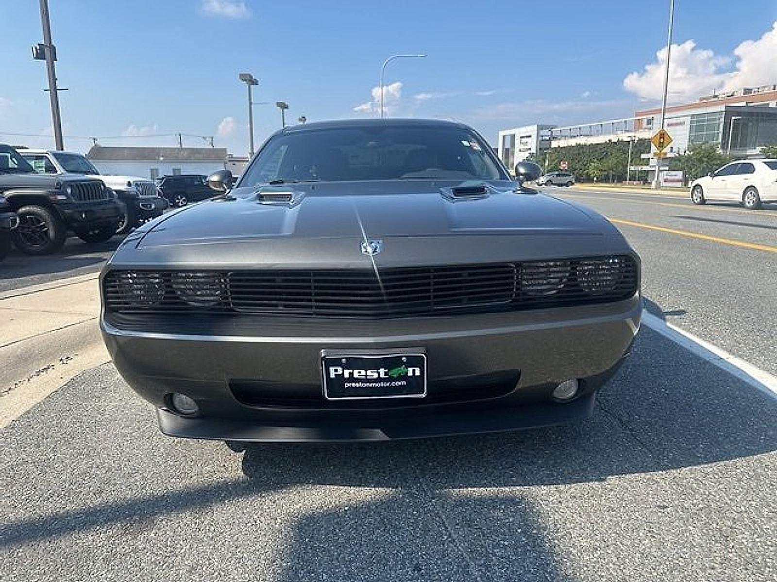 Image of 2010 Dodge Challenger