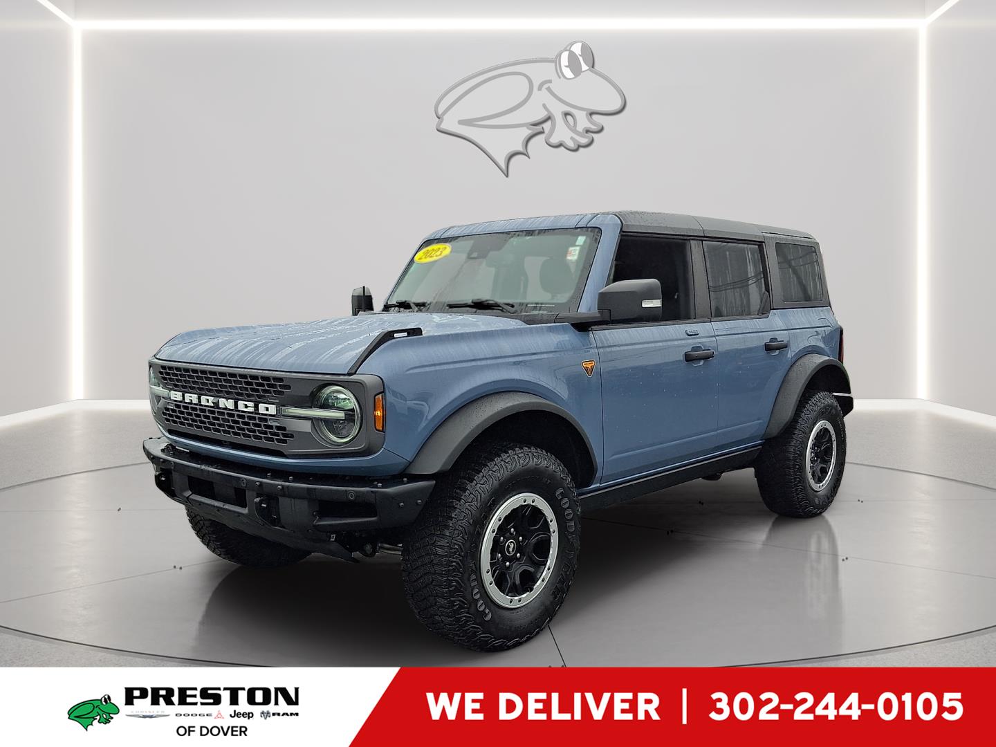Blue (Azure Gray Metallic Tri-Coat) 2023 Ford Bronco Badlands Advanced 4-Door 4WD SUV / Crossover Four-Wheel Drive Automatic