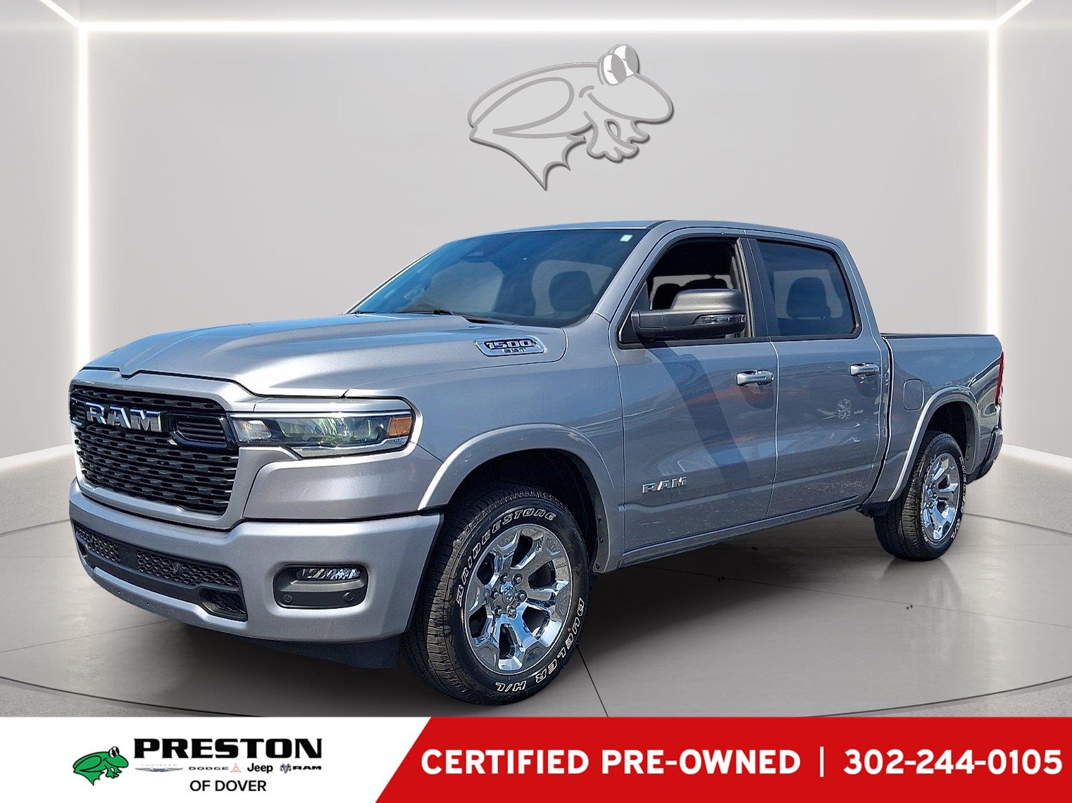 Billet Silver Metallic Clearcoat 2025 RAM 1500 Pickup Truck Four-Wheel Drive 8-Speed Automatic