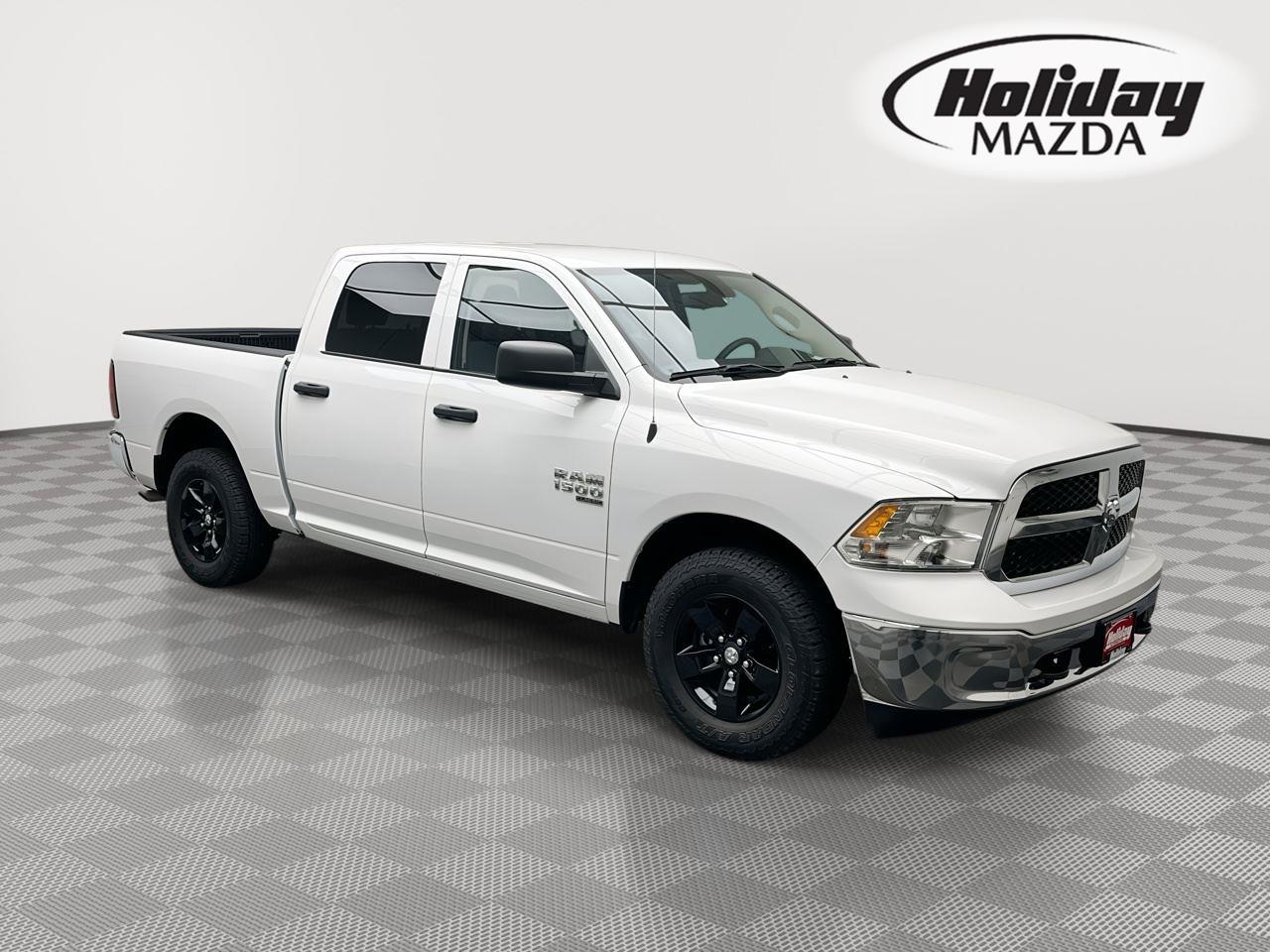 Bright White 2022 RAM 1500 Pickup Truck Four-Wheel Drive 8-Speed Automatic