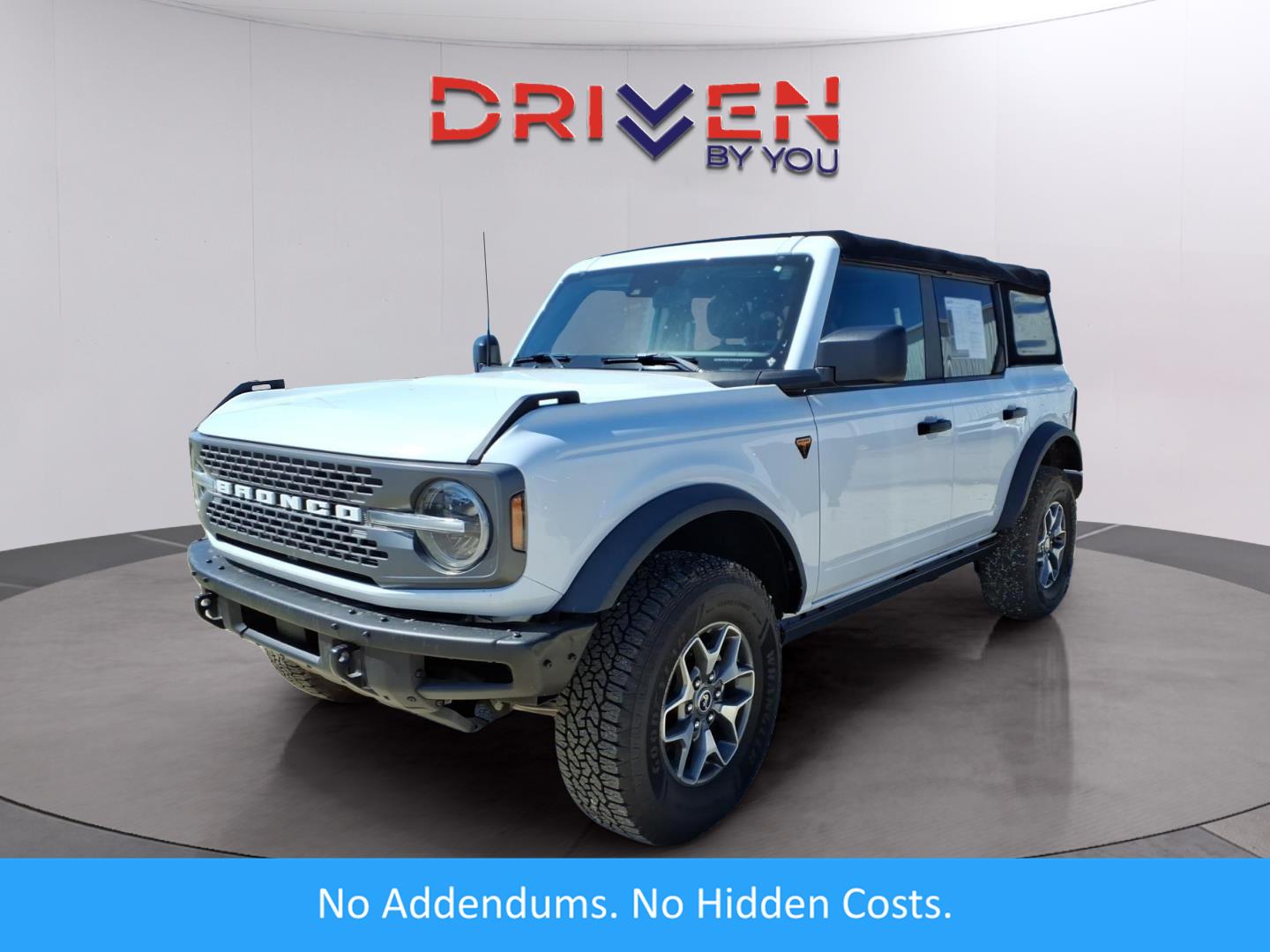 Oxford White 2021 Ford Bronco Badlands Advanced 4-Door 4WD SUV / Crossover Four-Wheel Drive Automatic