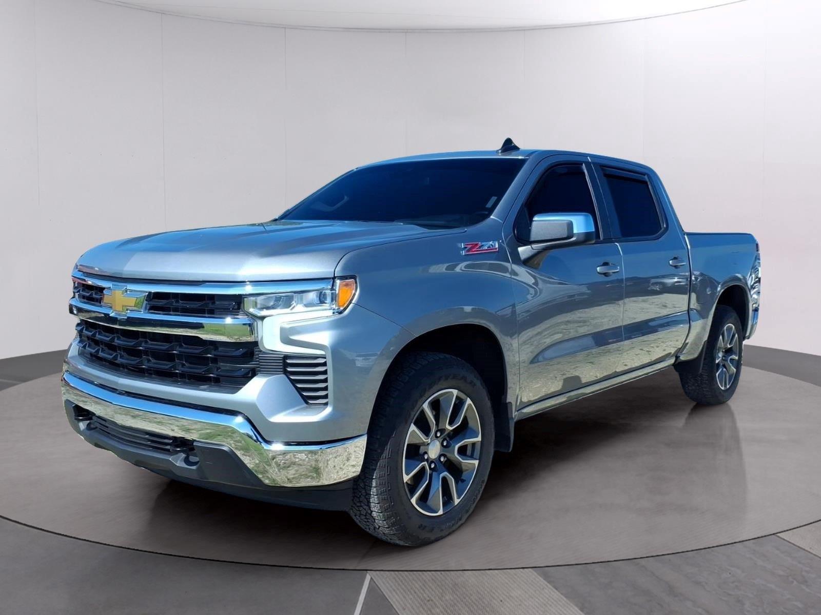 Sterling Gray Metallic 2025 Chevrolet Silverado 1500 Pickup Truck Four-Wheel Drive Automatic