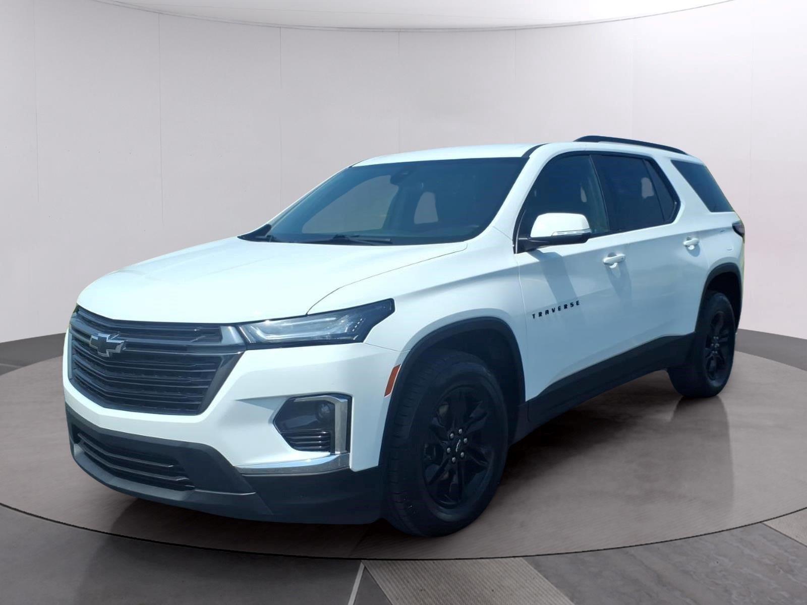  2023 Chevrolet Traverse LT Cloth FWD   