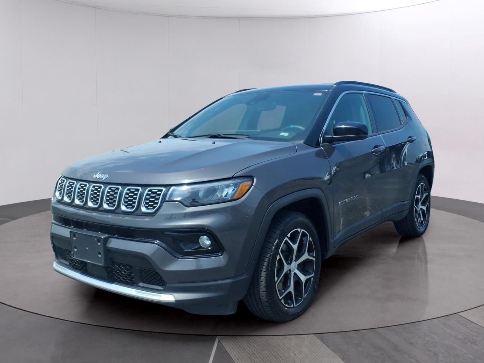 Baltic Gray Metallic Clearcoat 2024 Jeep Compass SUV / Crossover Four-Wheel Drive 8-Speed Automatic