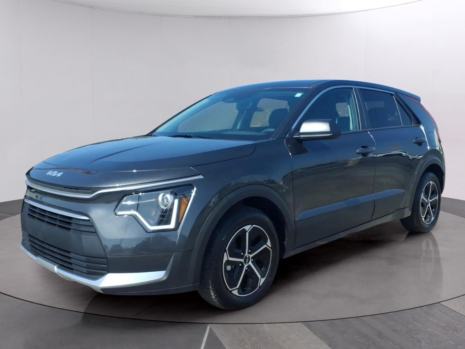 2026 Kia Niro LX FWD