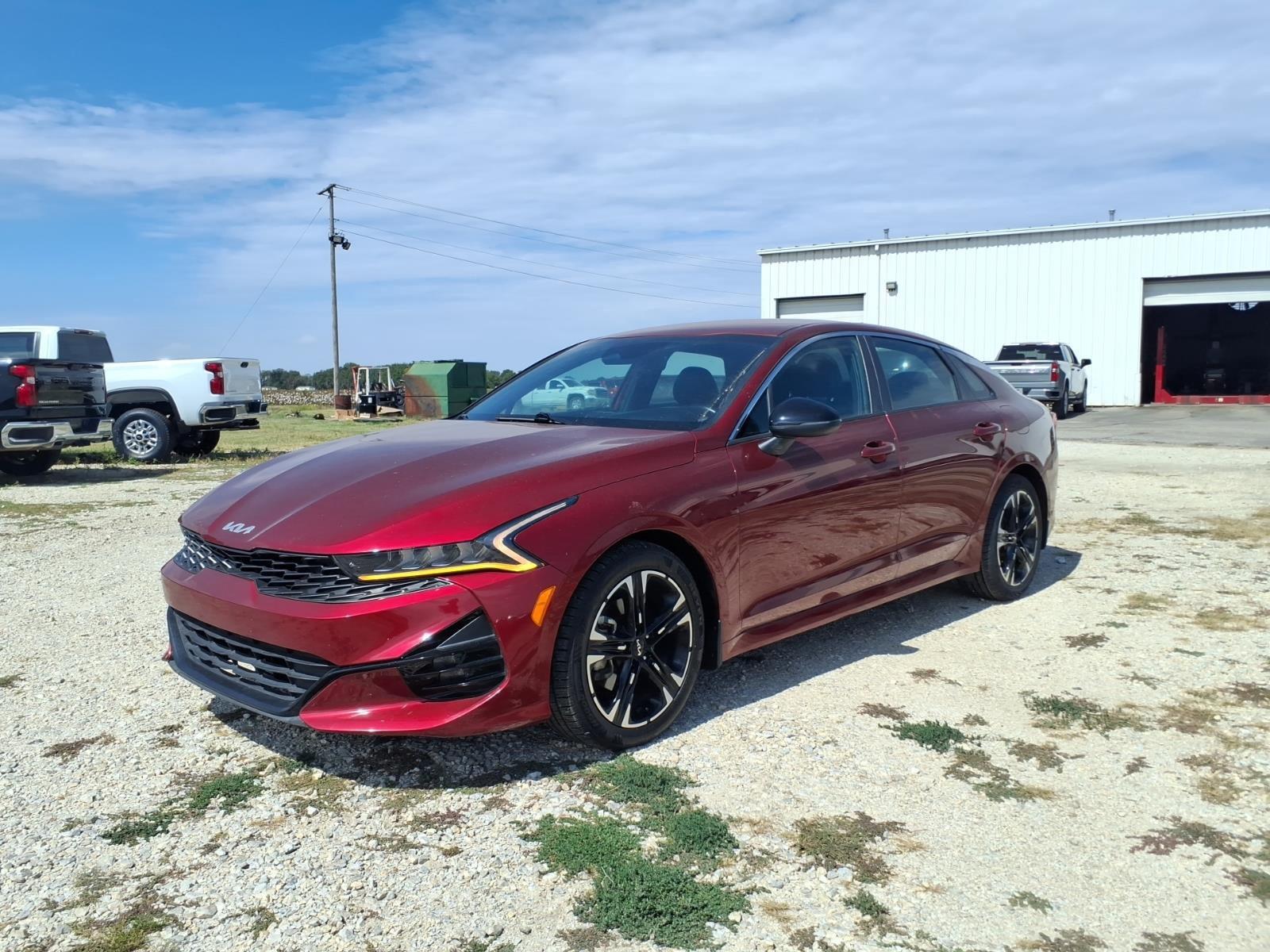  2022 Kia K5 GT-Line FWD   