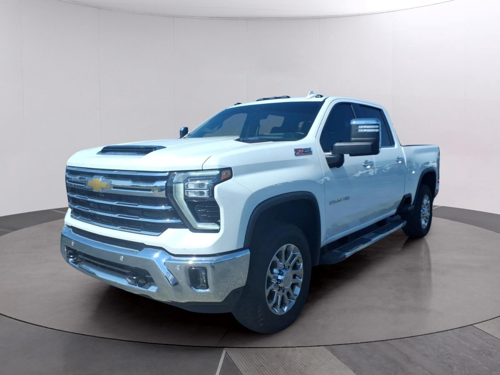 2026 Chevrolet Silverado 2500HD LTZ Crew Cab 4WD