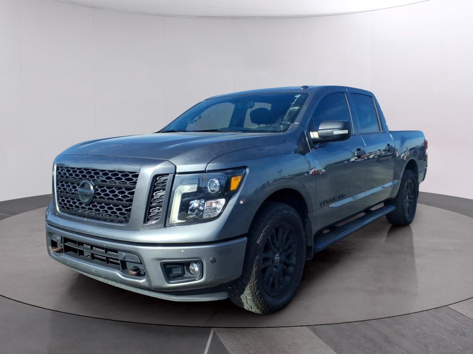 2018 Nissan Titan SV Crew Cab 4WD