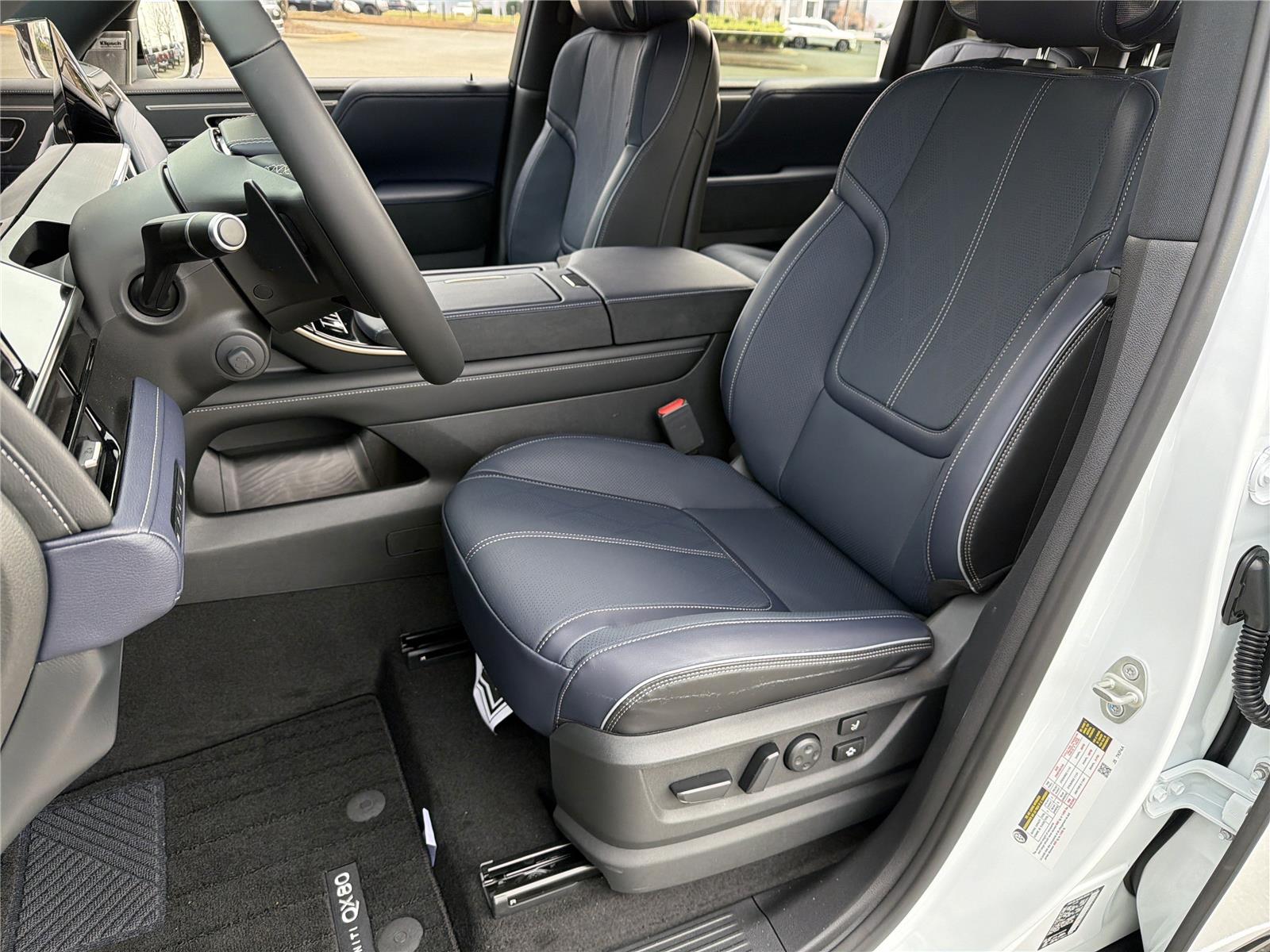 New 2026 Radiant White INFINITI SPORT image 18