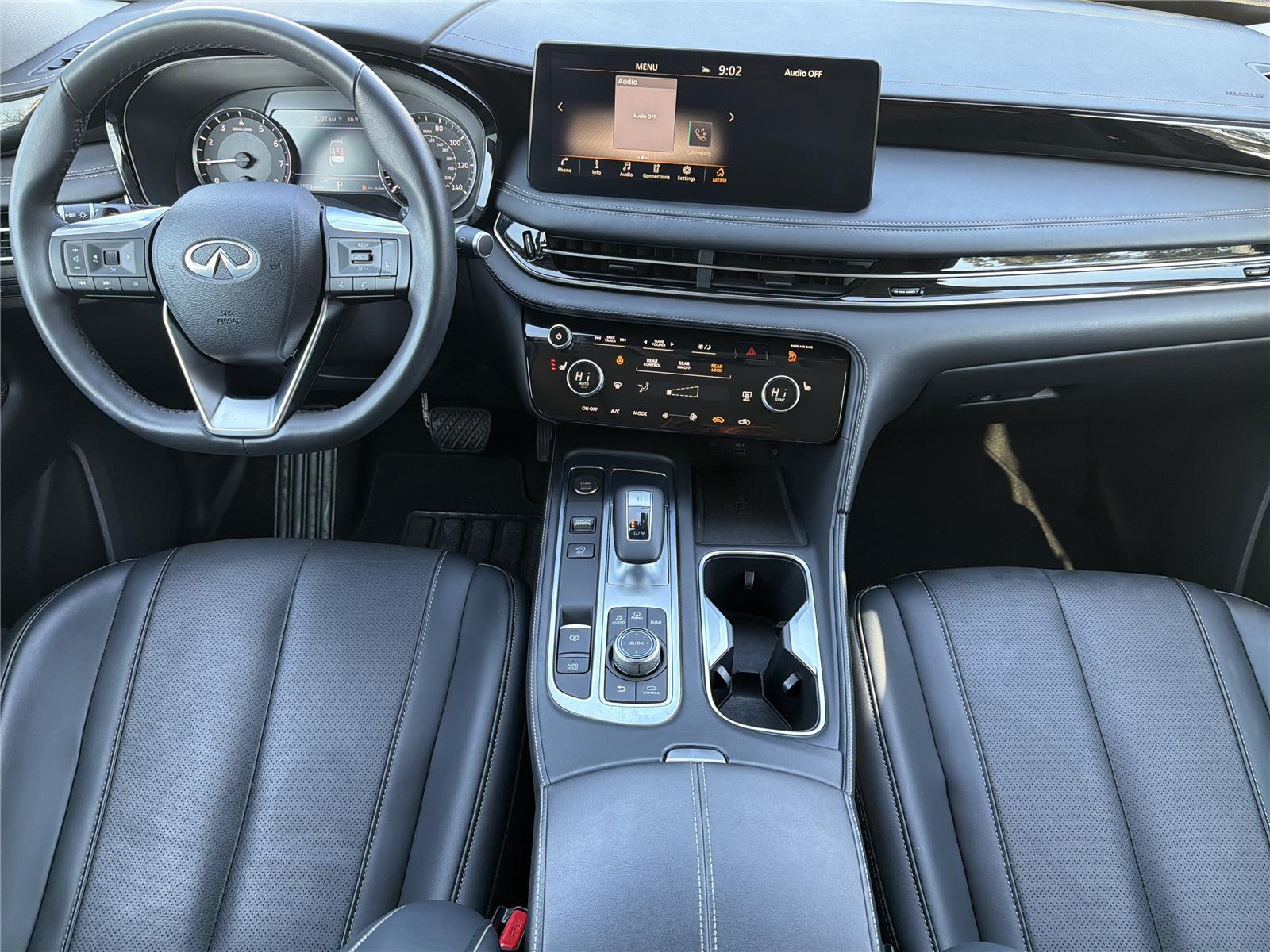 View vehicle photo 2