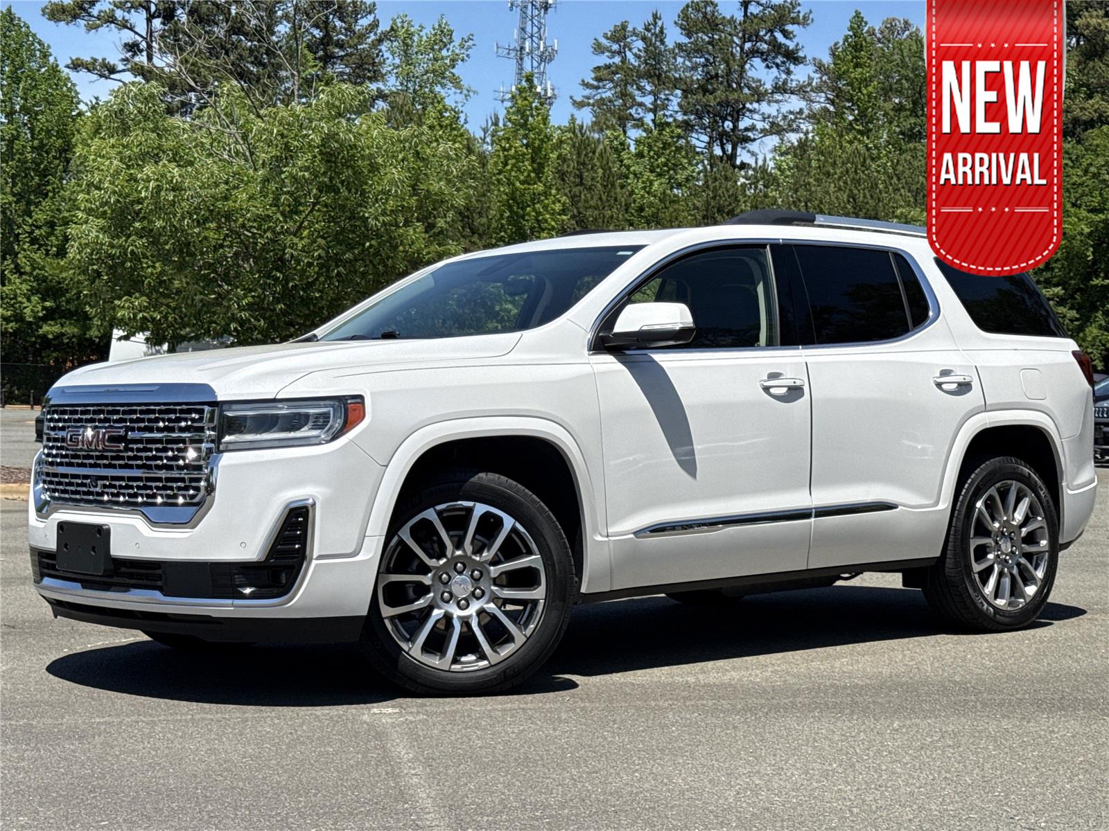 White Frost Tricoat 2023 GMC Acadia Denali AWD SUV / Crossover Four-Wheel Drive 9-Speed Automatic