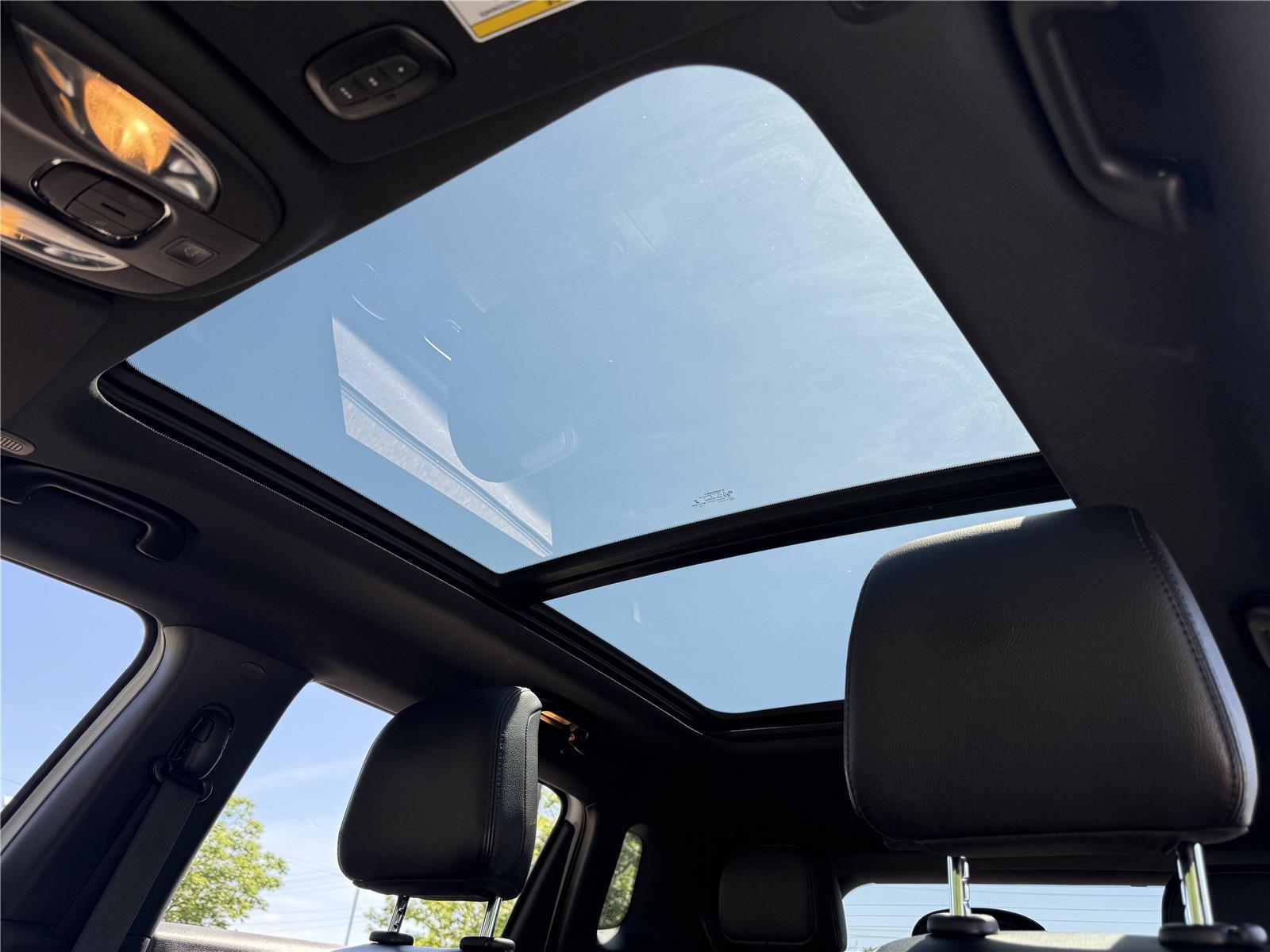 Used 2022 Bright White Clearcoat Jeep High Altitude image 5