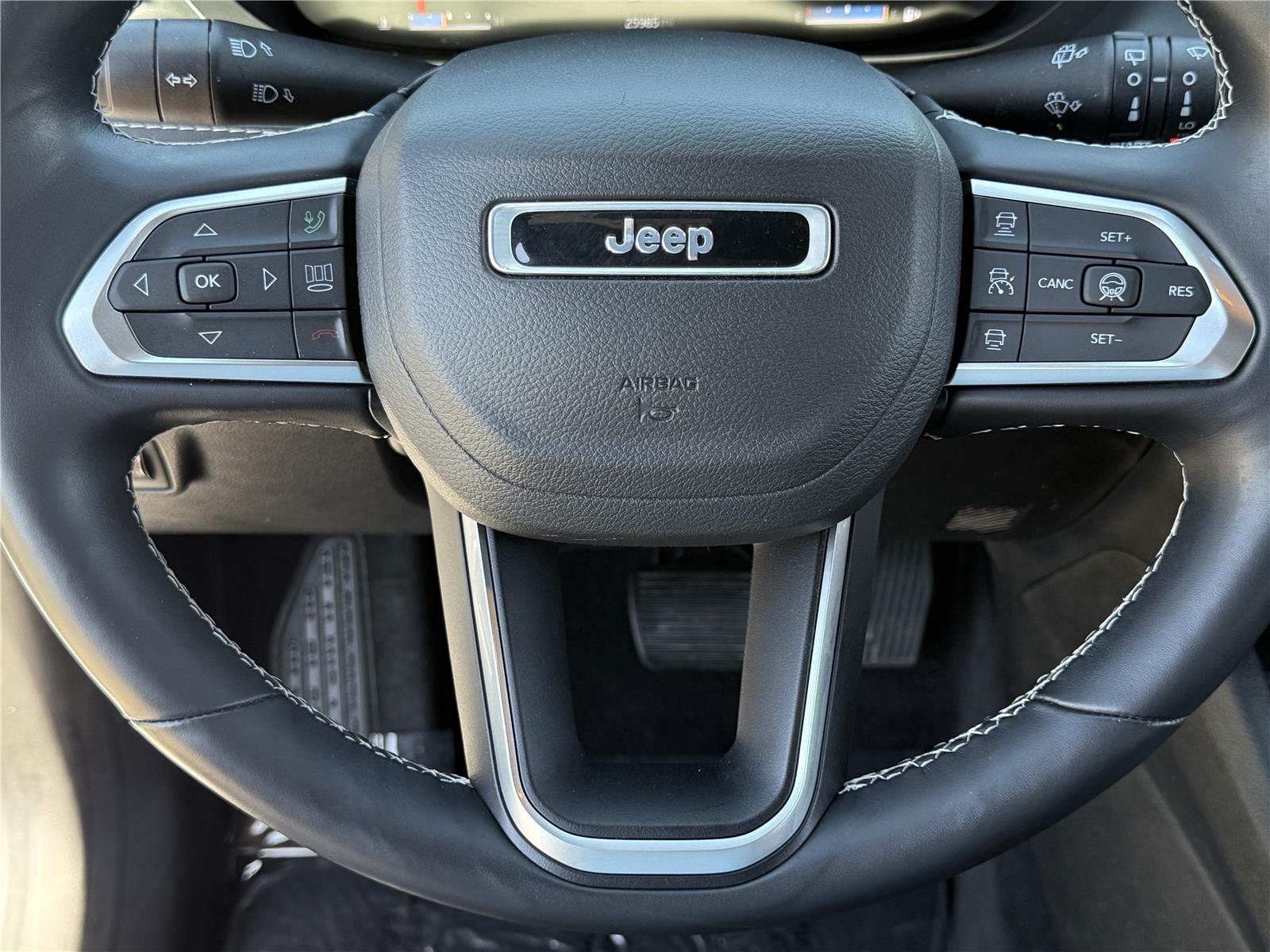 Used 2022 Bright White Clearcoat Jeep High Altitude image 11