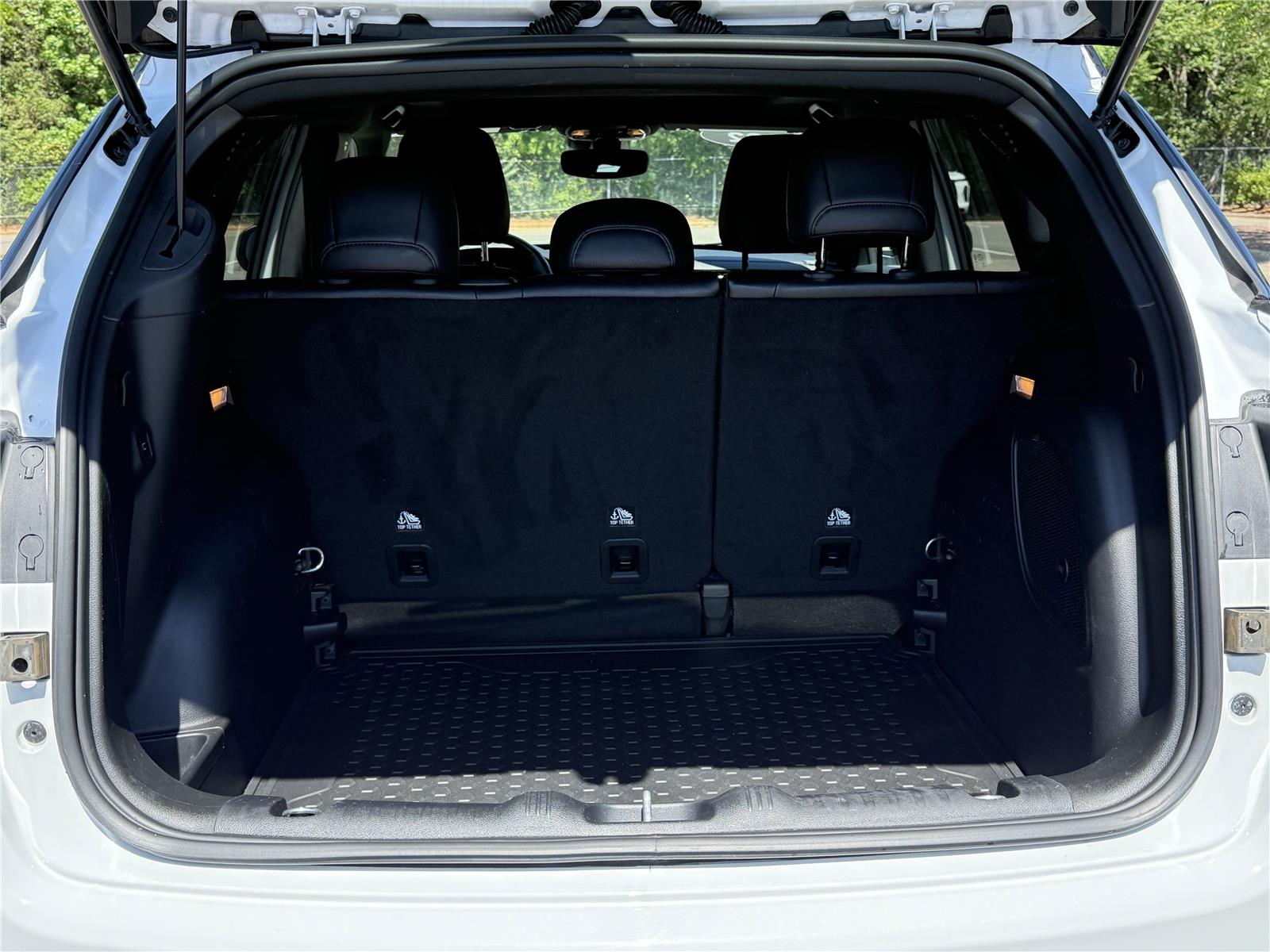 Used 2022 Bright White Clearcoat Jeep High Altitude image 21
