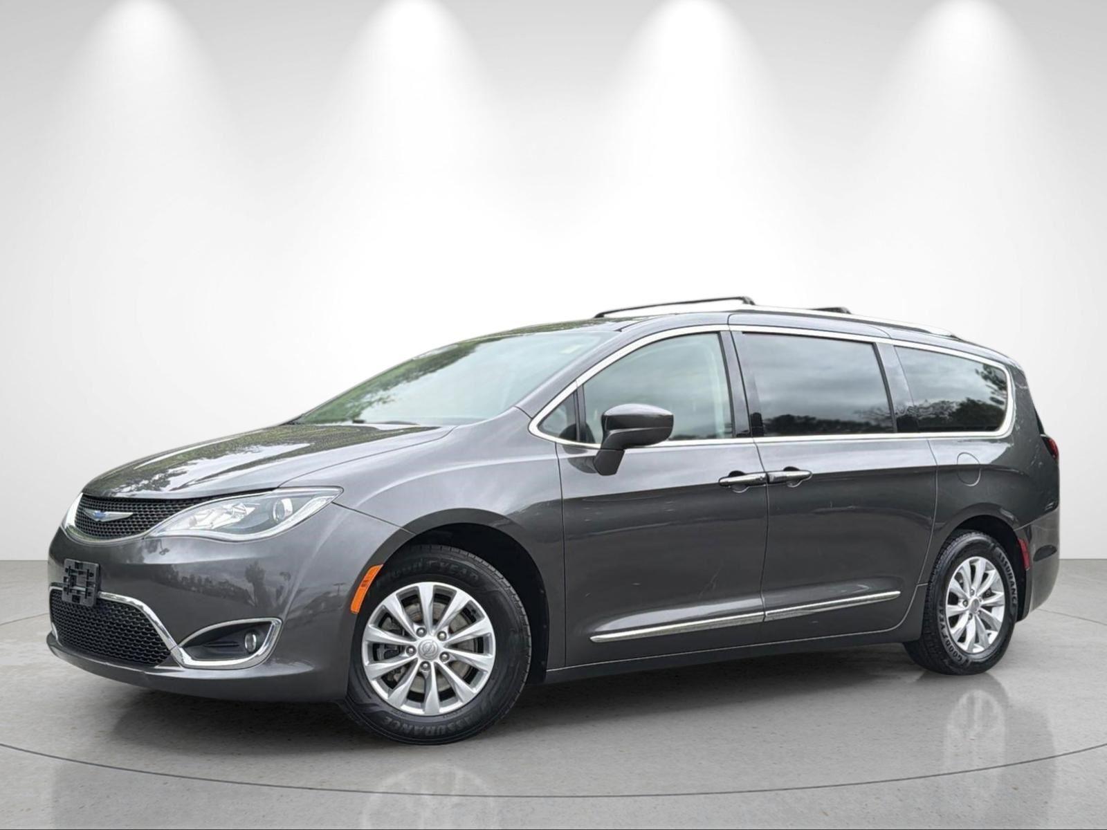 2018 Chrysler Pacifica Touring L Plus FWD