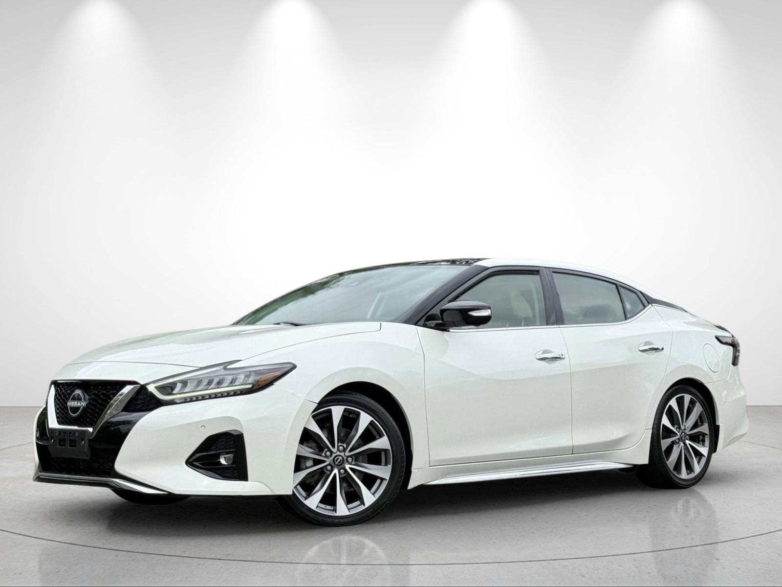 Pearl White Tricoat 2023 Nissan Maxima Sedan Front-Wheel Drive Continuously Variable Transmission