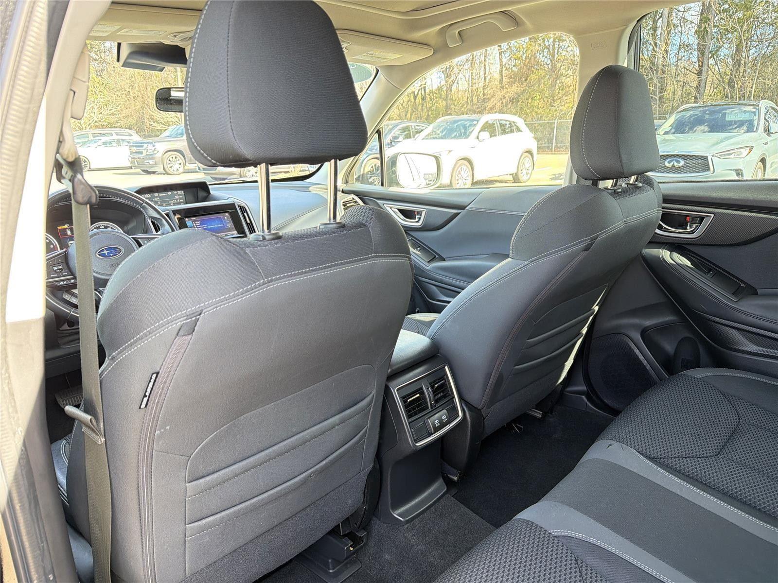 Used 2022 Crystal Black Silica Subaru Premium image 29