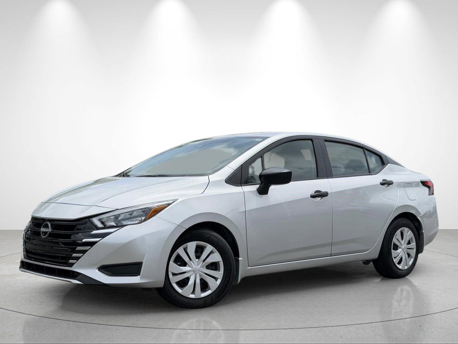 Brilliant Silver Metallic 2025 Nissan Versa Sedan Front-Wheel Drive Continuously Variable Transmission