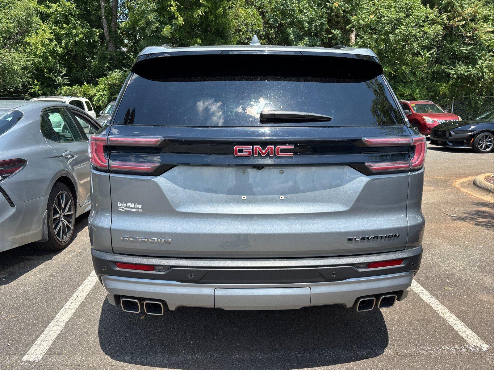 Used 2024 Sterling Metallic GMC FWD Elevation image 4