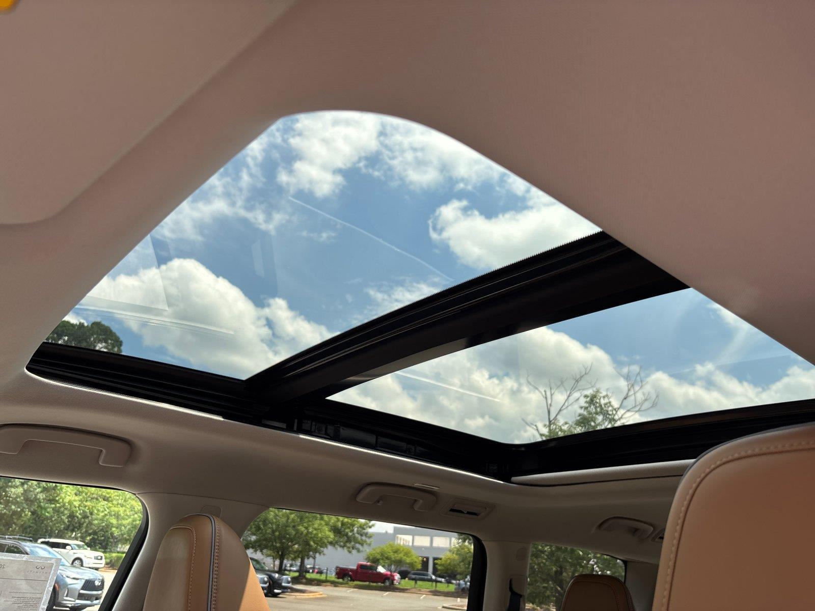 New 2027 Black Obsidian INFINITI LUXE image 31