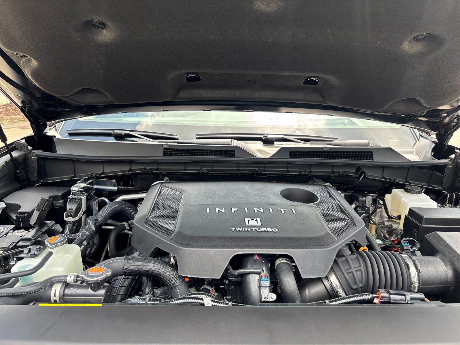 New 2027 Black Obsidian INFINITI LUXE image 9