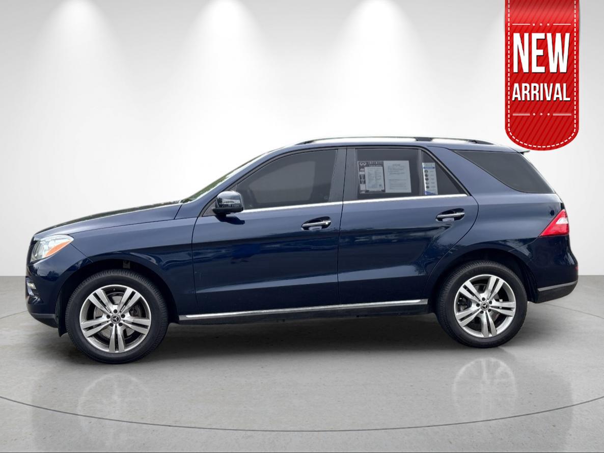 Lunar Blue Metallic 2015 Mercedes-Benz M-Class SUV / Crossover Rear-Wheel Drive Automatic