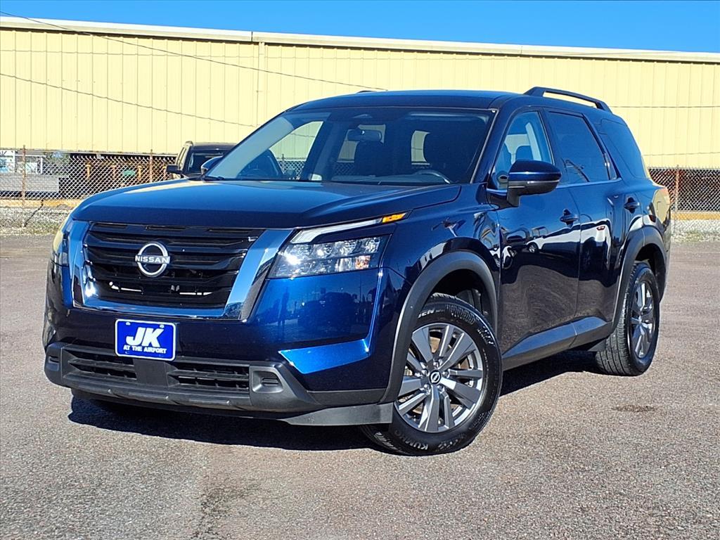 2025 Nissan Pathfinder SV 4WD