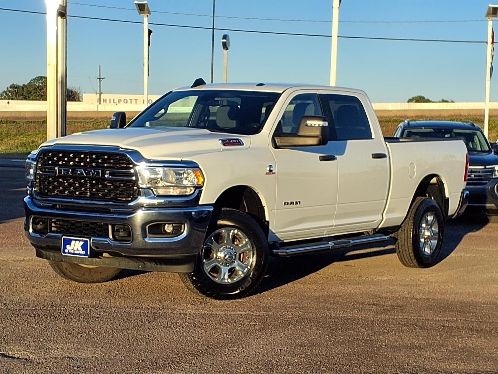 2024 RAM 2500 Big Horn Crew Cab 4WD