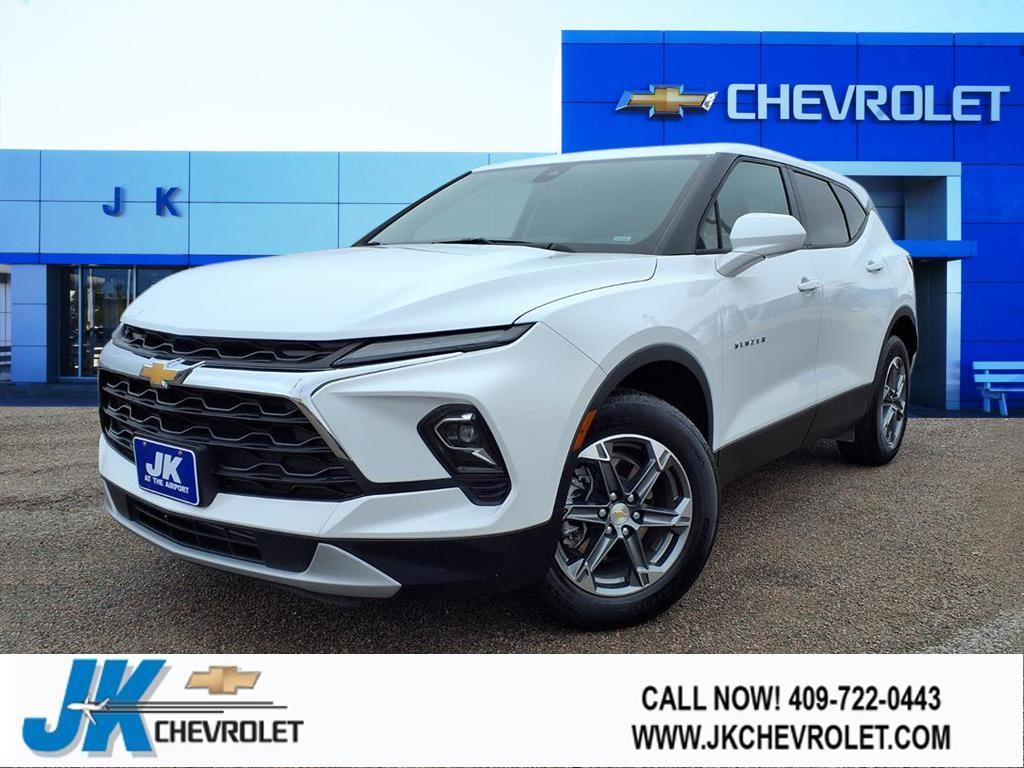 Summit White 2025 Chevrolet Blazer SUV / Crossover All-Wheel Drive 9-Speed Automatic
