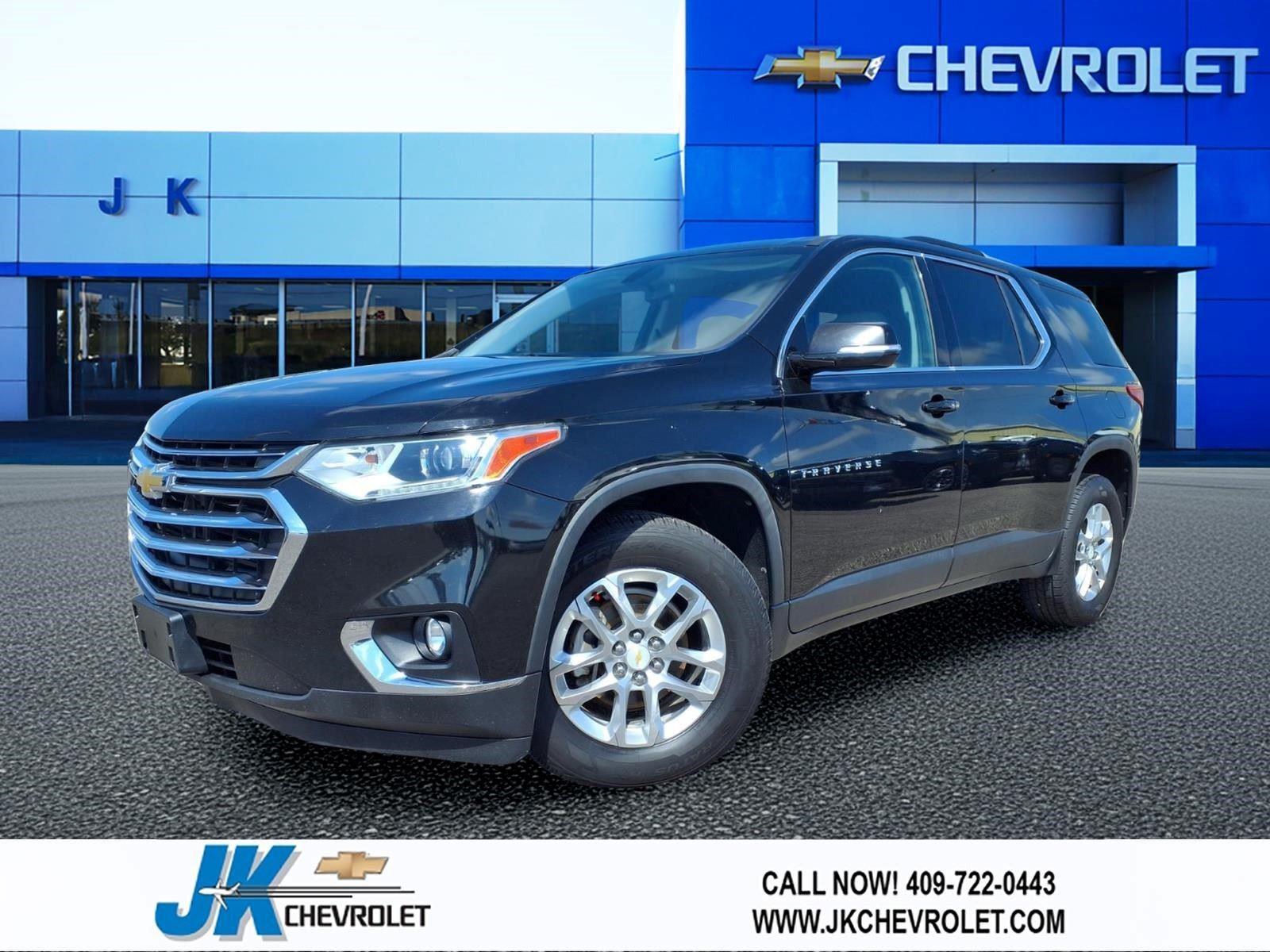 Mosaic Black Metallic 2018 Chevrolet Traverse SUV / Crossover Front-Wheel Drive 9-Speed Automatic
