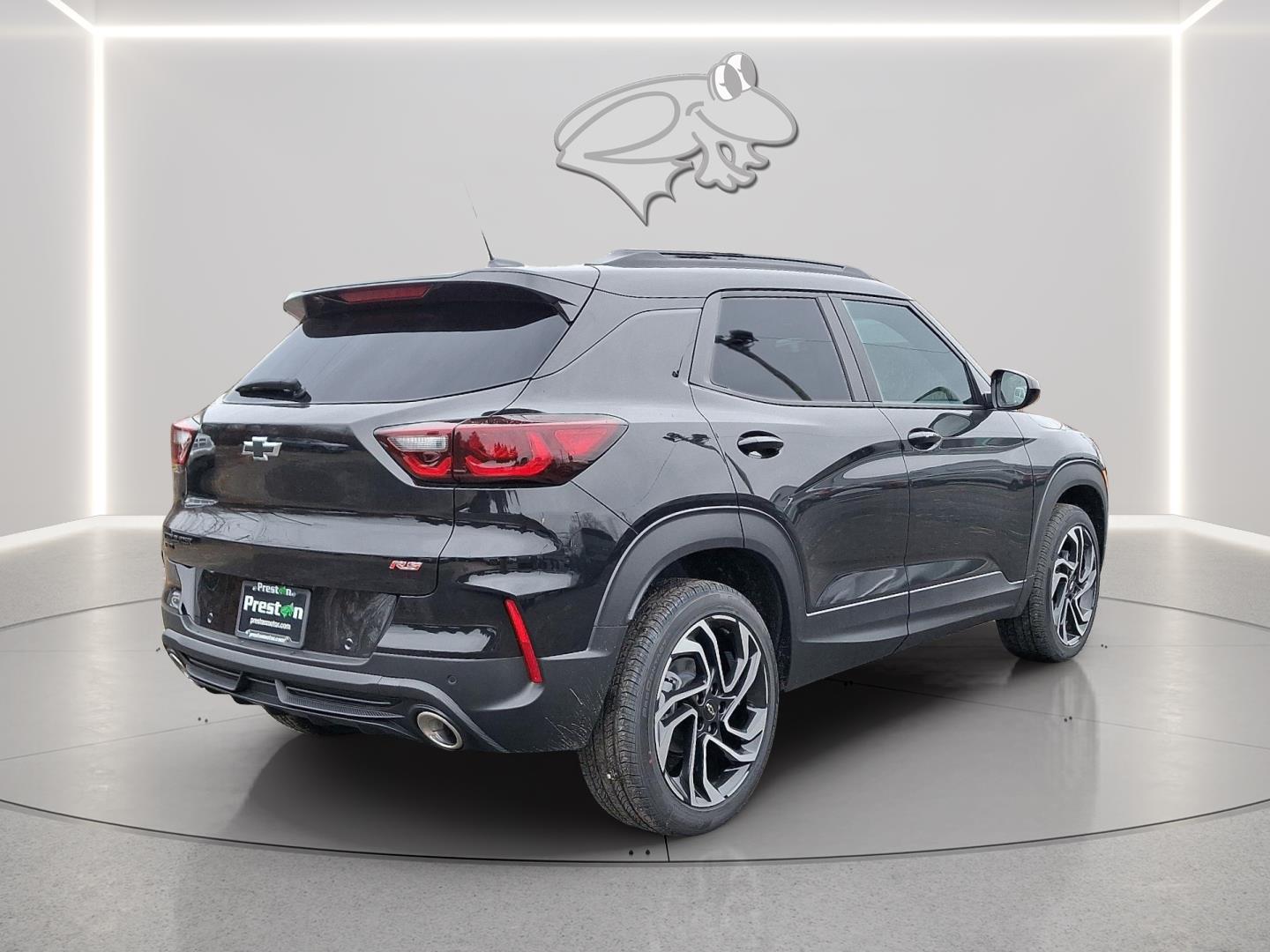 View vehicle photo 3