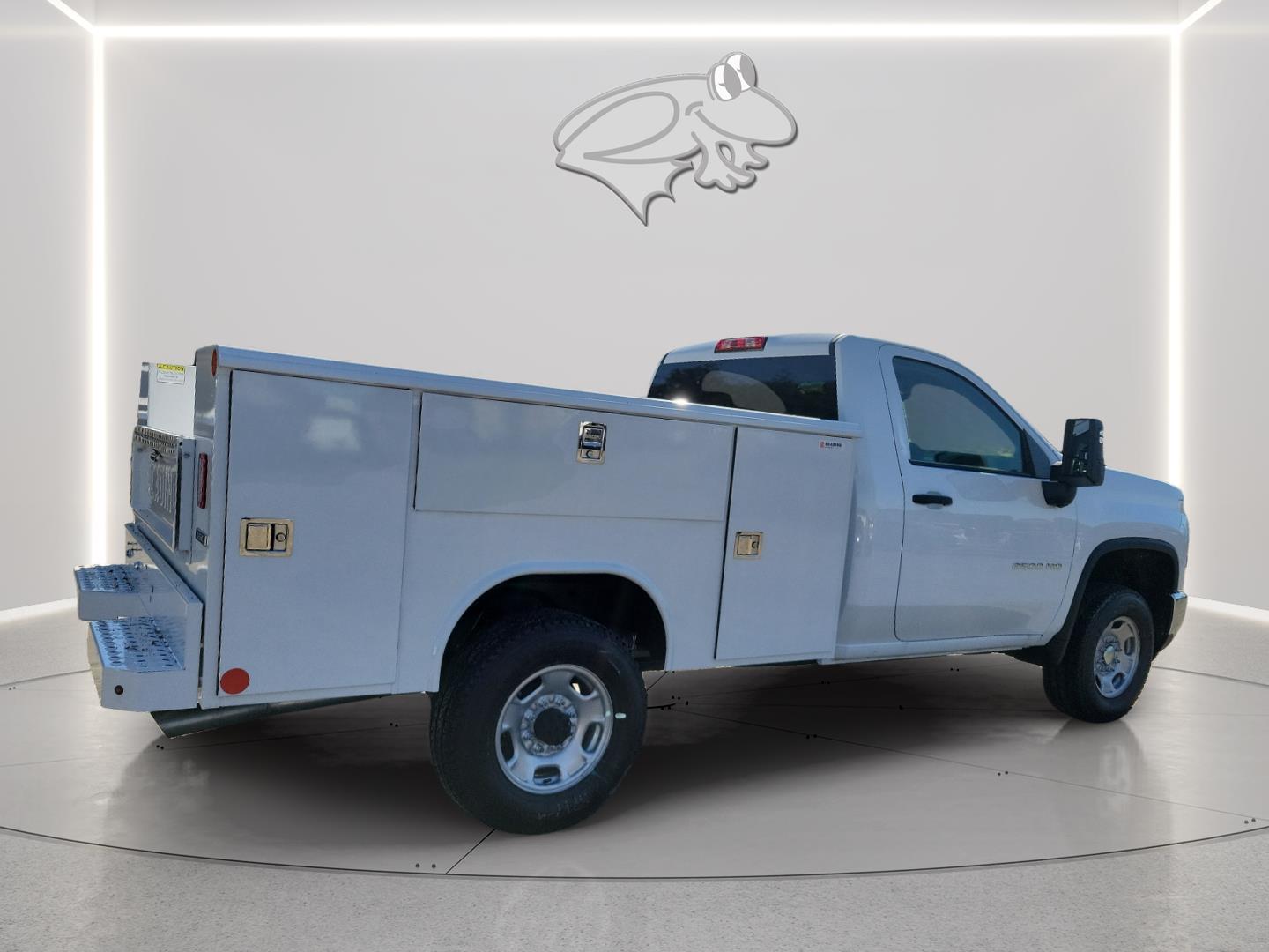 View vehicle photo 4