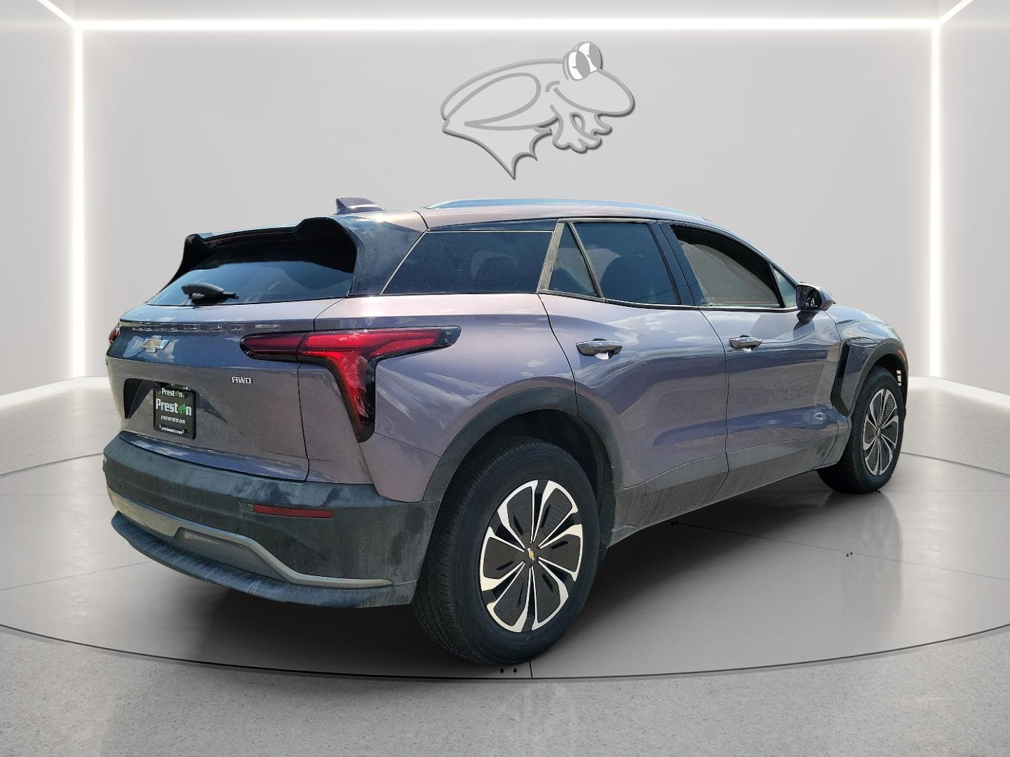 View vehicle photo 3